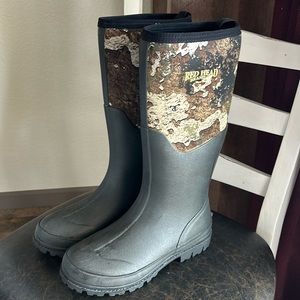Redhead mud boots